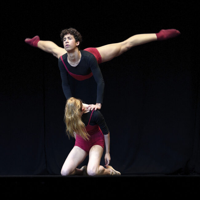 Fotografia de dansa contemporània. Servei de fotografía professional dansa teatre